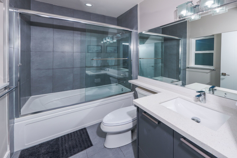 Bathroom 4, The Chateau, Greater Vancouver