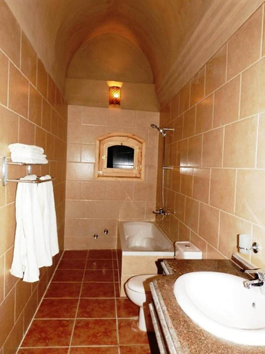 Bathroom 3, Embrace Hotel, Luxor