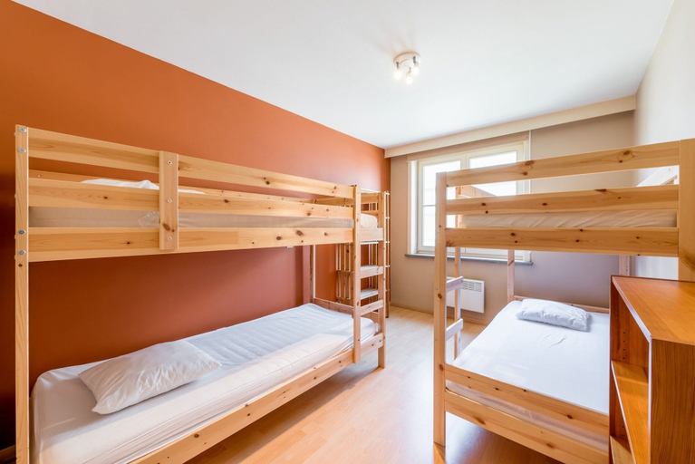 Bedroom 2, Amandari I-103, West-Vlaanderen