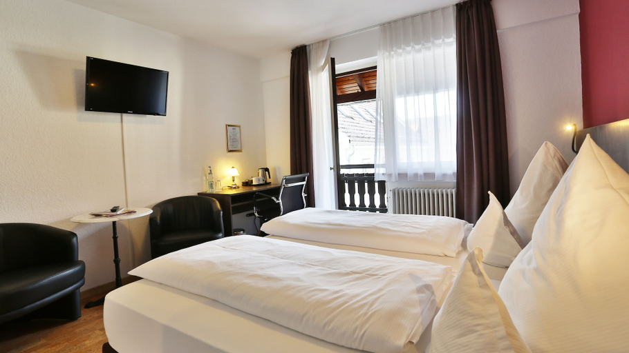 Bedroom 3, Hotel Gasthof Roessle, Tübingen