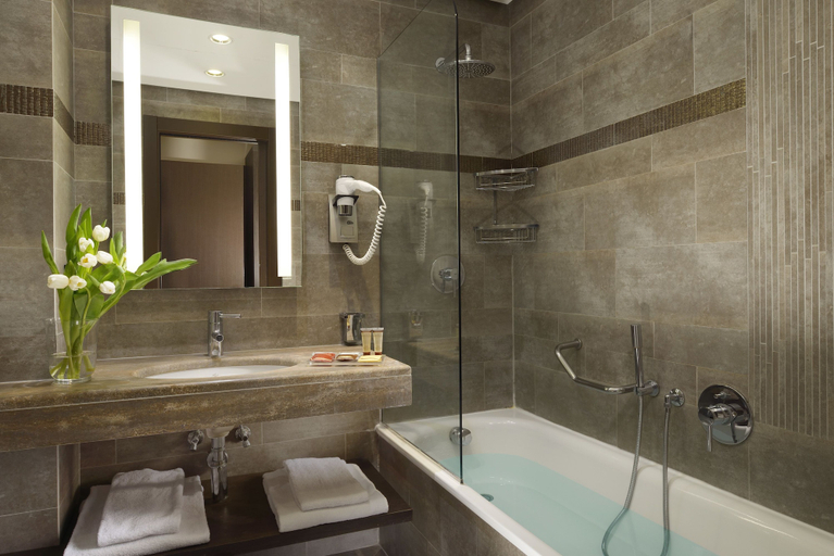 Bathroom 5, Diamante Hotel, Alessandria