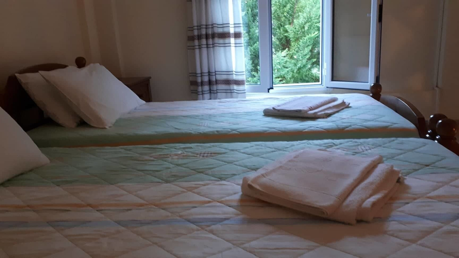 Bedroom 2, Dimitra's Maisonette, Ionian Islands