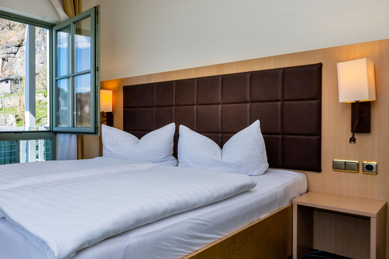 Bedroom 3, Hotel STEIGER Elbschlösschen Rathen, Sächsische Schweiz-Osterzgebirge