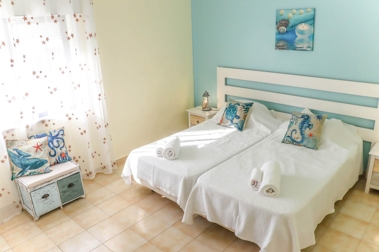 Bedroom 3, Apartment - Sleeps 2, Parking & Pool Access, Albufeira