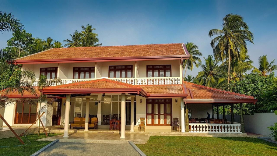 Front of property, Turtle paradise villa & restaurant, Balapitiya