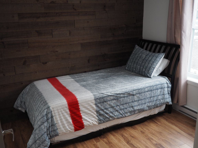Bedroom 2, Domaine du parc de la forêt ouareau, Matawinie