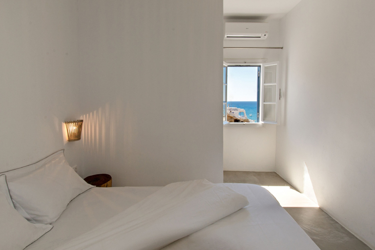 Bedroom 2, Perigiali Rooms & Apartments Folegandros, South Aegean