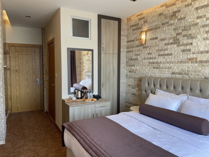 Bedroom 5, Weingart Seaside Hotel, Beyoğlu