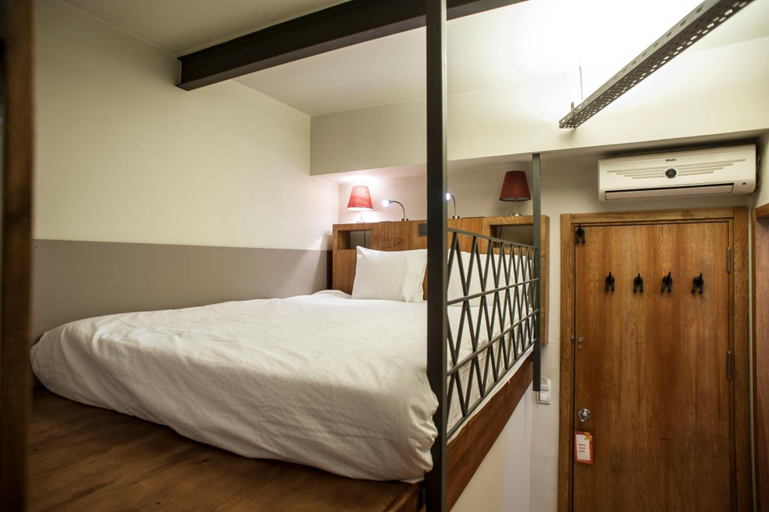 Bedroom 5, Peradays, Beyoğlu