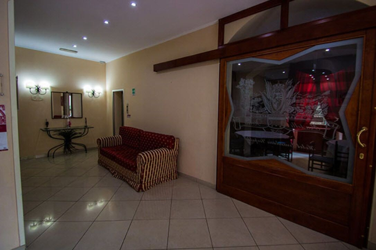 Others 4, Hotel Le Fonti, Pistoia