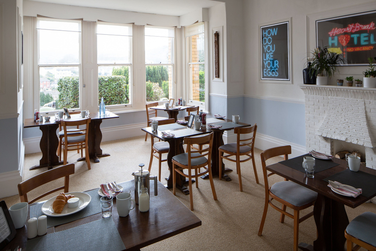 Food & Drinks 5, Norbury House, Devon