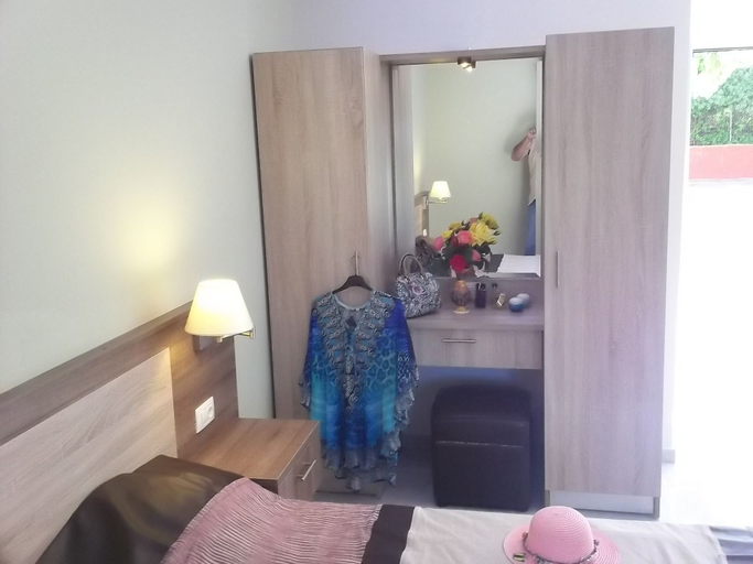 Bedroom 5, Stalaktites Studios and Apartments, Ionian Islands