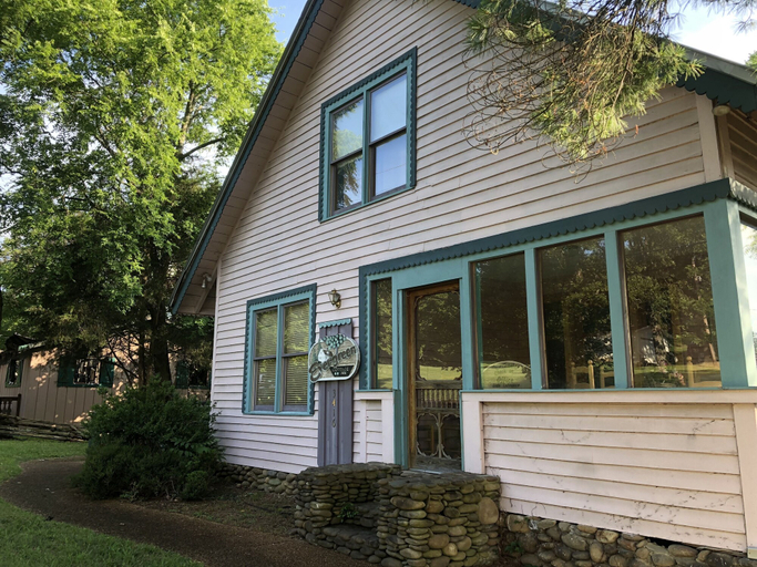 Exterior & Views 2, Smokies Bed and Breakfast, Sevier