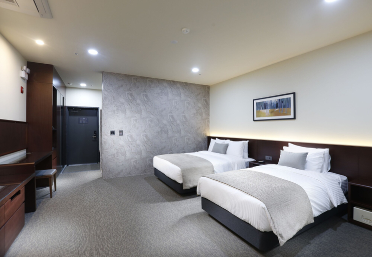 Bedroom 4, Geosung Hotel, Eumseong