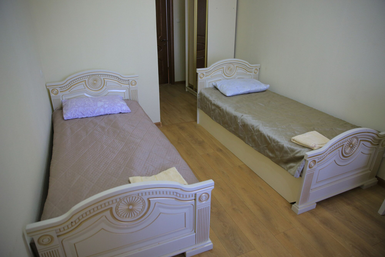 Bedroom 2, Apelsin Hotel, Derbentskiy rayon