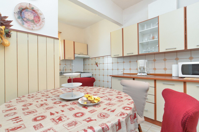 Others 5, Apartment 725, Fažana