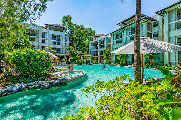 Luxury Apartment at Sea Temple Palm Cove 2 Bed 2 Bath, Cairns
