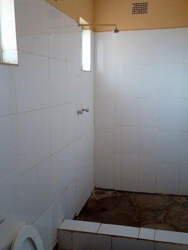 Bathroom, Zambezi Way Lodge, Livingstone