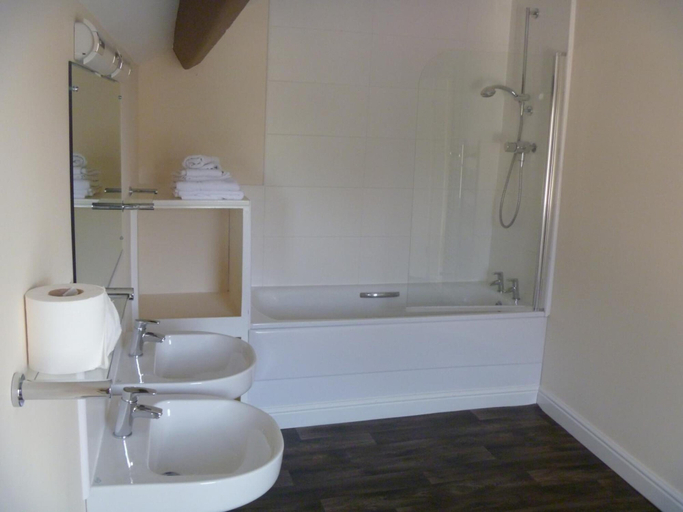Bathroom 4, The Lamplighter Dining- Rooms, Cumbria