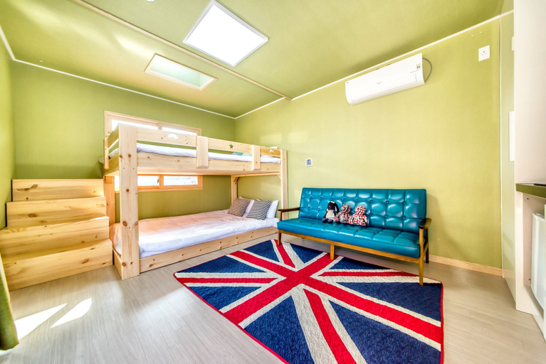 Bedroom 4, Blue Whale Resort, Jeju
