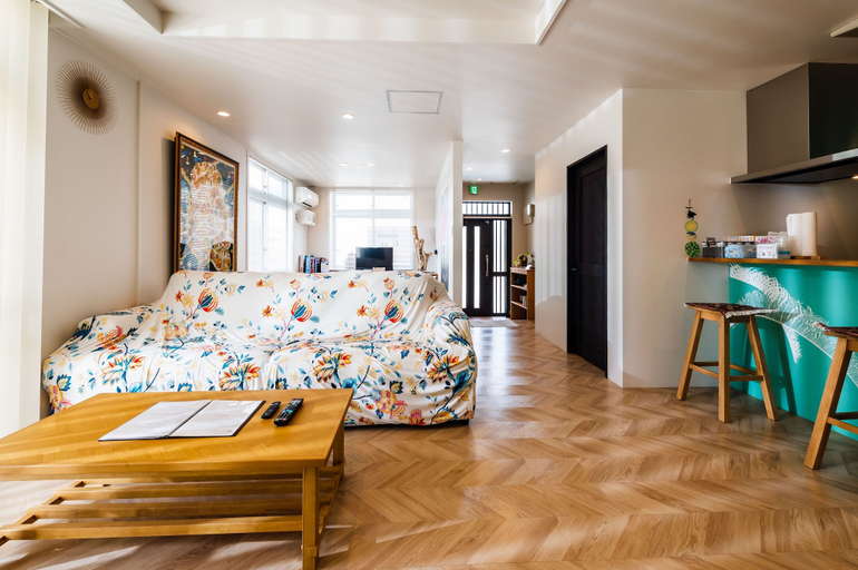 Bedroom 3, Frank’s CHATAN, Chatan