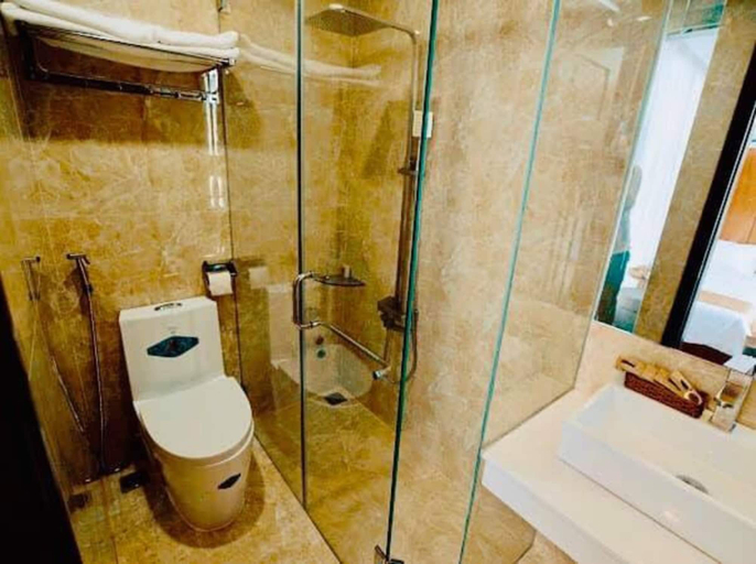 Bathroom 4, Mira Hotel, Qui Nhơn