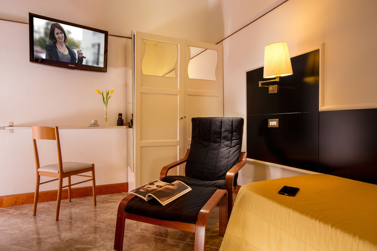 Bedroom 4, Amalia Suites, Rome