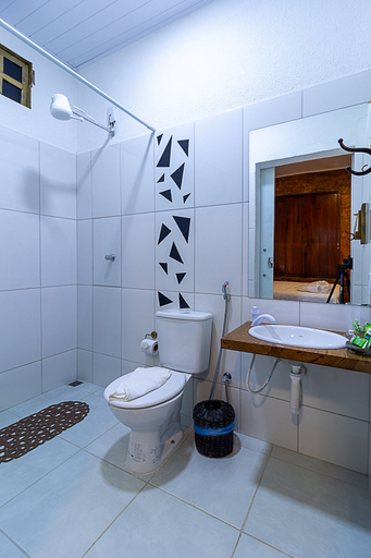 Bathroom 4, Villa Handam, Porto Seguro