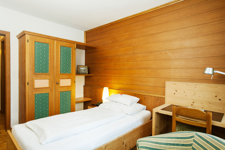 Bedroom 4, Parkhotel Matrei, Innsbruck Land