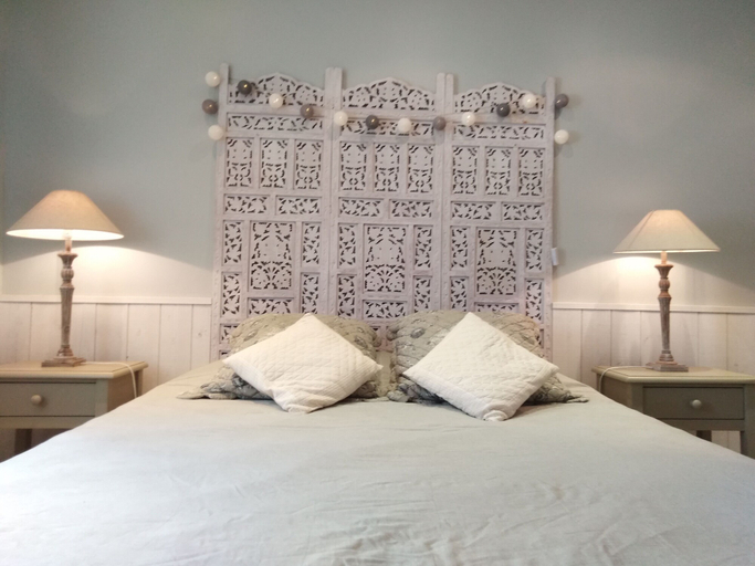 Bedroom 3, Les Hôtes du Paradis, Charente-Maritime