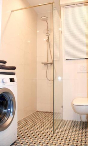 Bathroom, Maya's Flat & Resorts - Platinum, Gdańsk City