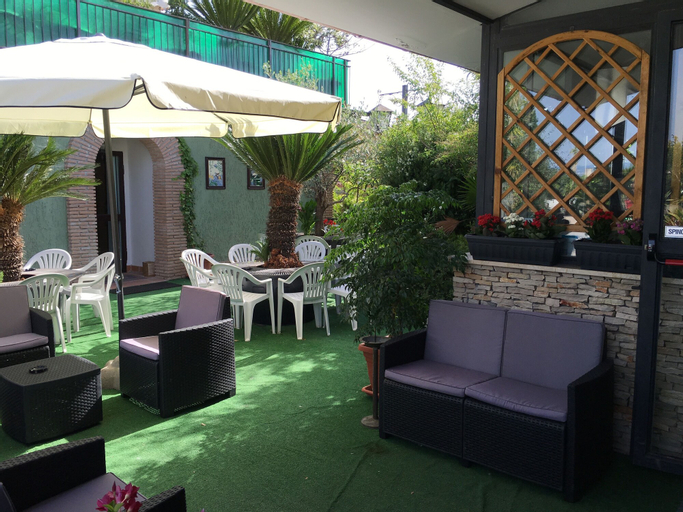 Exterior & Views 2, Residence Villa Patrizia, Rome