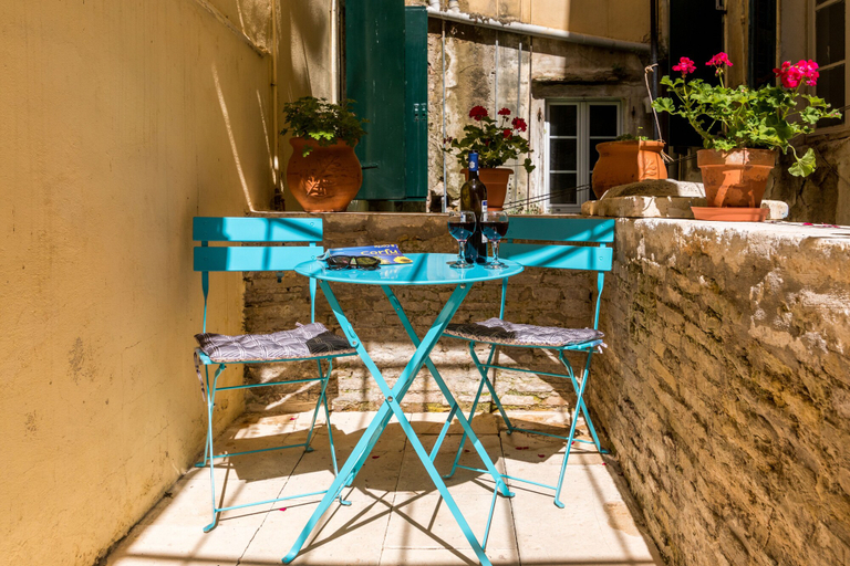 Others 5, Kantouni Bizi, Ionian Islands