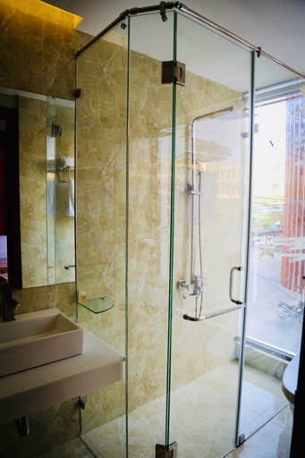 Bathroom 4, Mira Hotel, Qui Nhơn