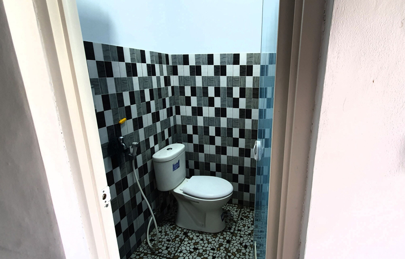 Bathroom, TINY ROOM HOSTEL, Klungkung