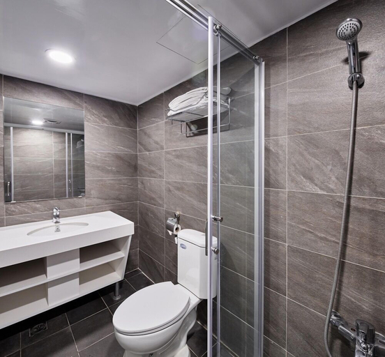 Bathroom 3, Unababy Hotel, Pingtung