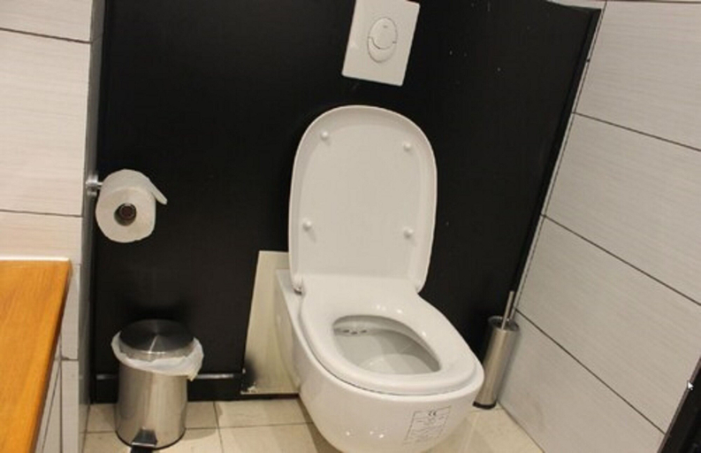 Bathroom 3, Douala Design Hotel, Wouri