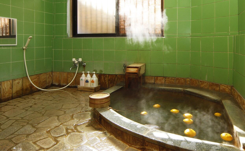 Bathroom 3, Shinkiya Ryokan, Beppu
