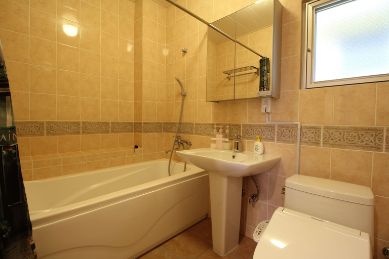 Bathroom 4, JQ Villa Okinawa Yaka, Kin
