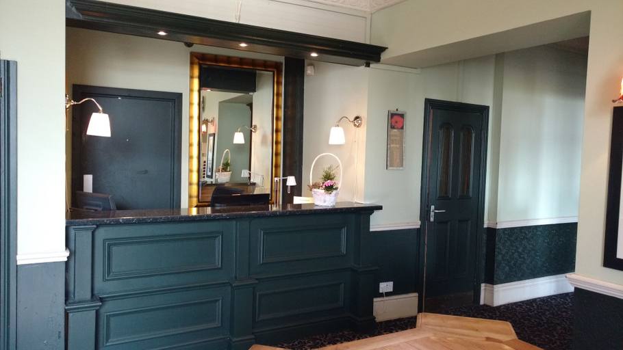 Bathroom 4, Royal Hotel, Bar & Grill, Thurrock