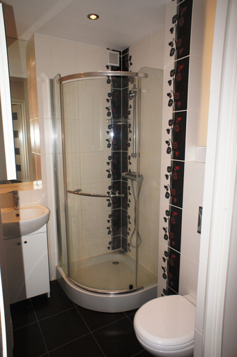 Bathroom 4, bonApartments, Warsaw