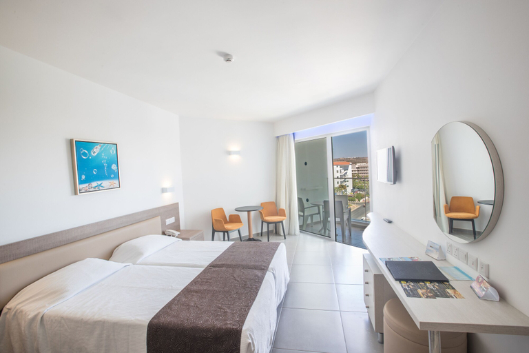 Bedroom 2, Vassos Nissi Plage Hotel & Spa