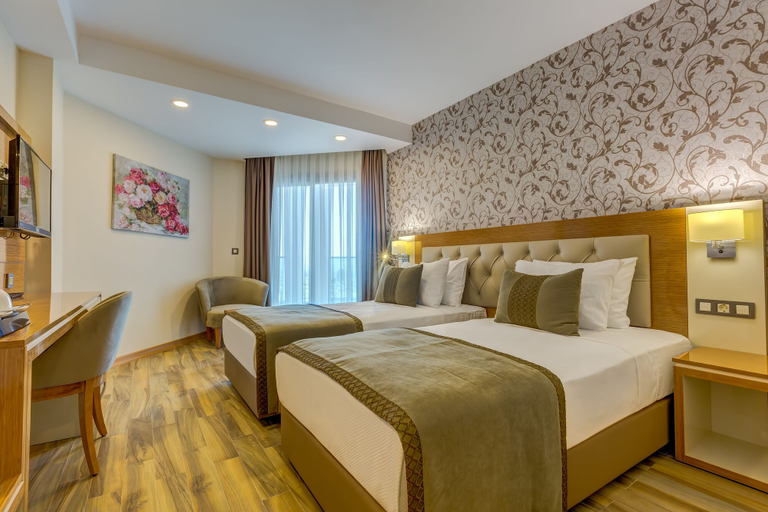 Bedroom 3, KAYNESIA HOTEL SPA & WELLNESS, Turgutlu