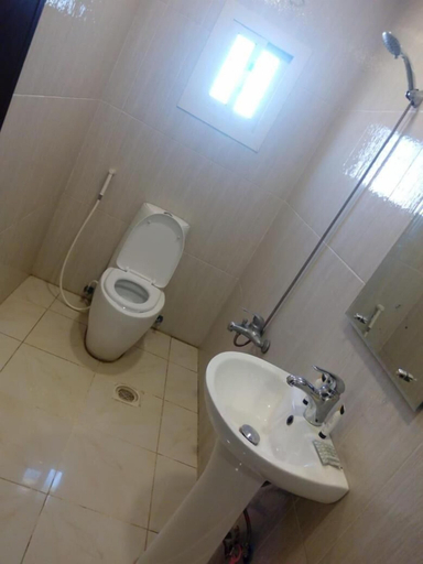 Bathroom, Iwan AlAndalusia Alsafa2, Jeddah