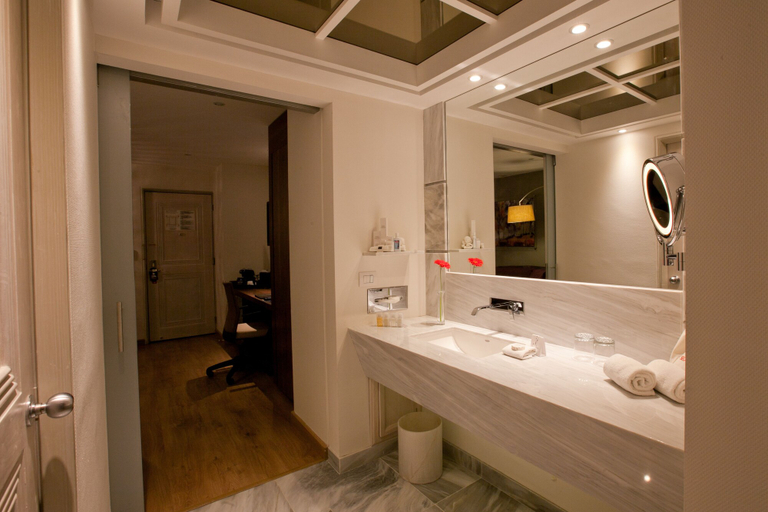 Bathroom 5, HS HOTSSON Hotel Leon, León