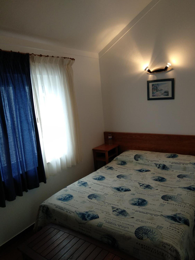 Bedroom 2, Rimavier Residence, Peniche