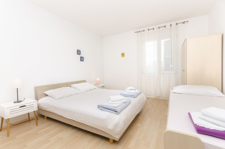 Bedroom 1, Apartments Tomislav, Vodice