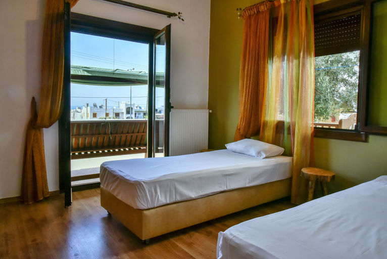 Bedroom 3, Iraklis Studios & Apartments, Crete
