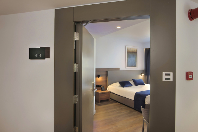 Bedroom 3, Okeanos Beach Boutique Hotel