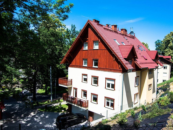 Exterior & Views, Apartamenty hoteLOVE pod Debami, Jelenia Góra